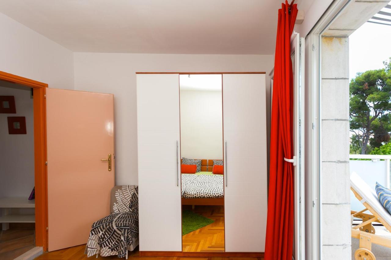 Terrace Apartment Хвар Екстер'єр фото