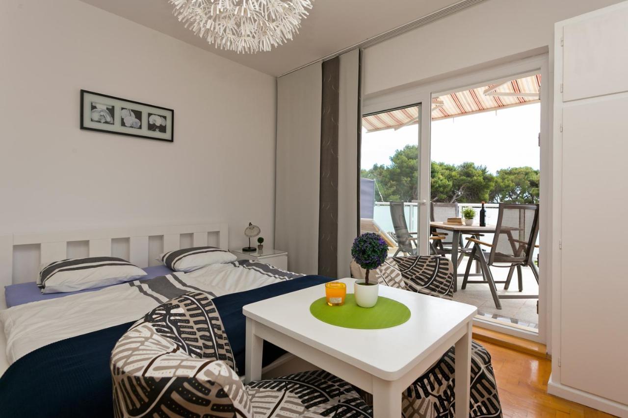Terrace Apartment Хвар Екстер'єр фото