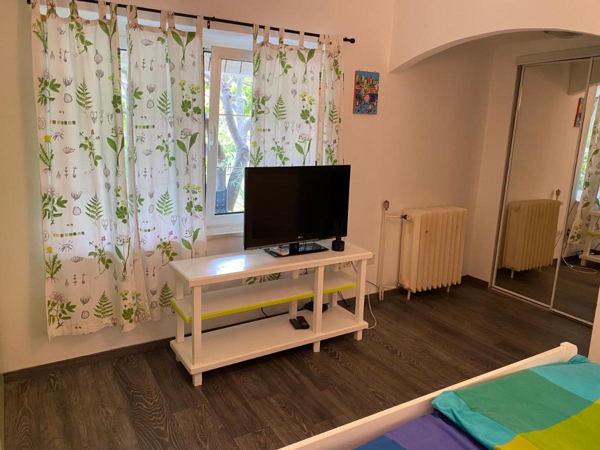 Terrace Apartment Хвар Екстер'єр фото