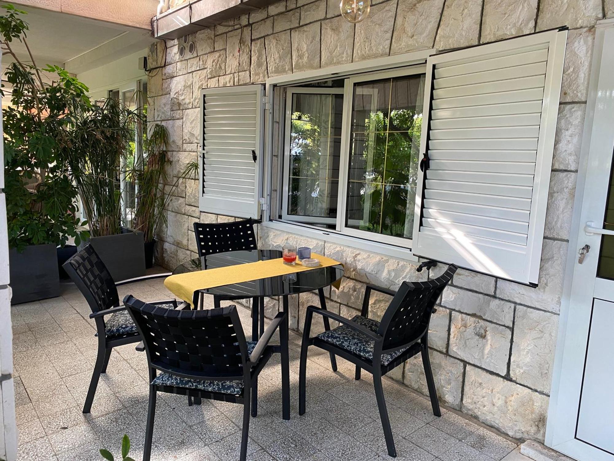 Terrace Apartment Хвар Екстер'єр фото