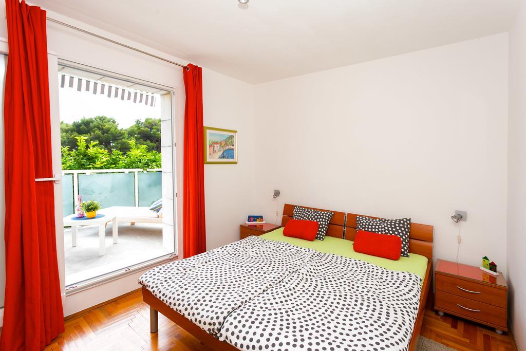 Terrace Apartment Хвар Екстер'єр фото
